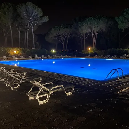 Rez De Jardin Cote Piscine - Clim Apartamento